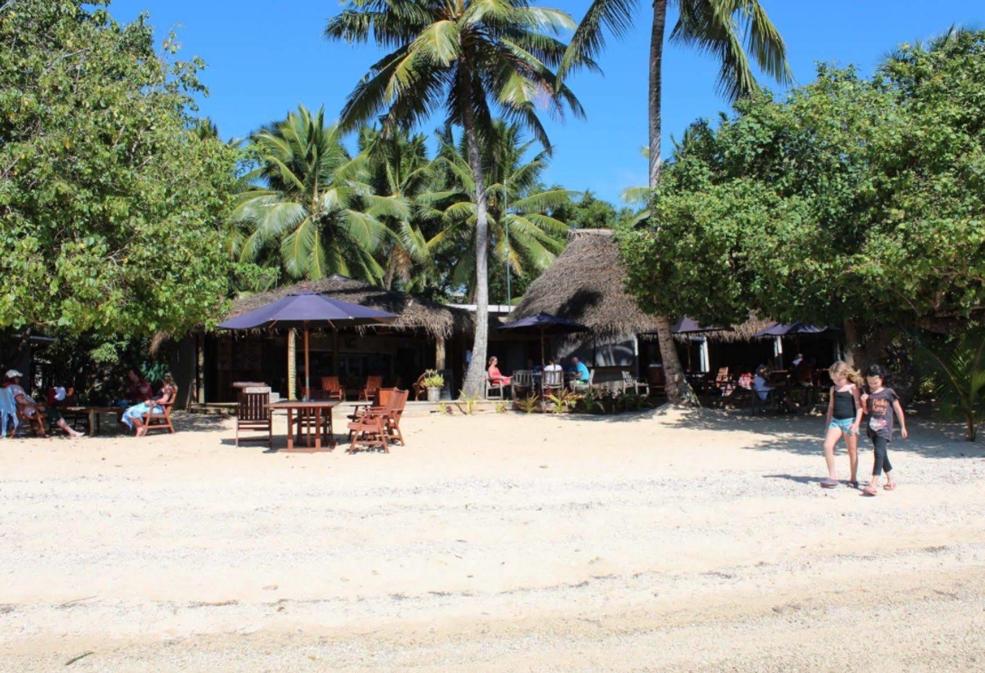 Tongan Beach Resort Utungake Екстериор снимка